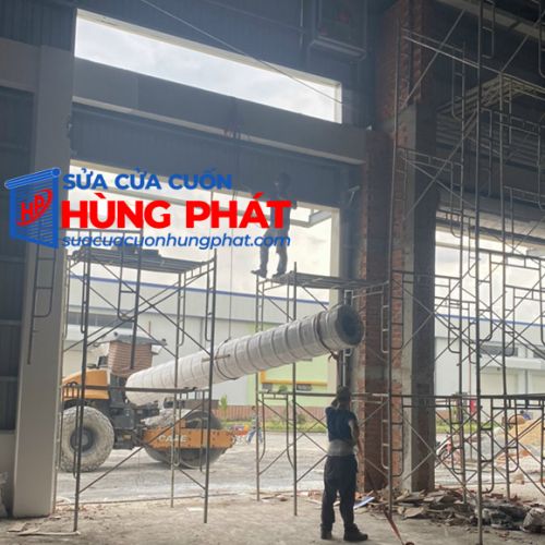 Lắp cửa cuốn nhà xưởng tại huyện Bình Chánh TPHCM